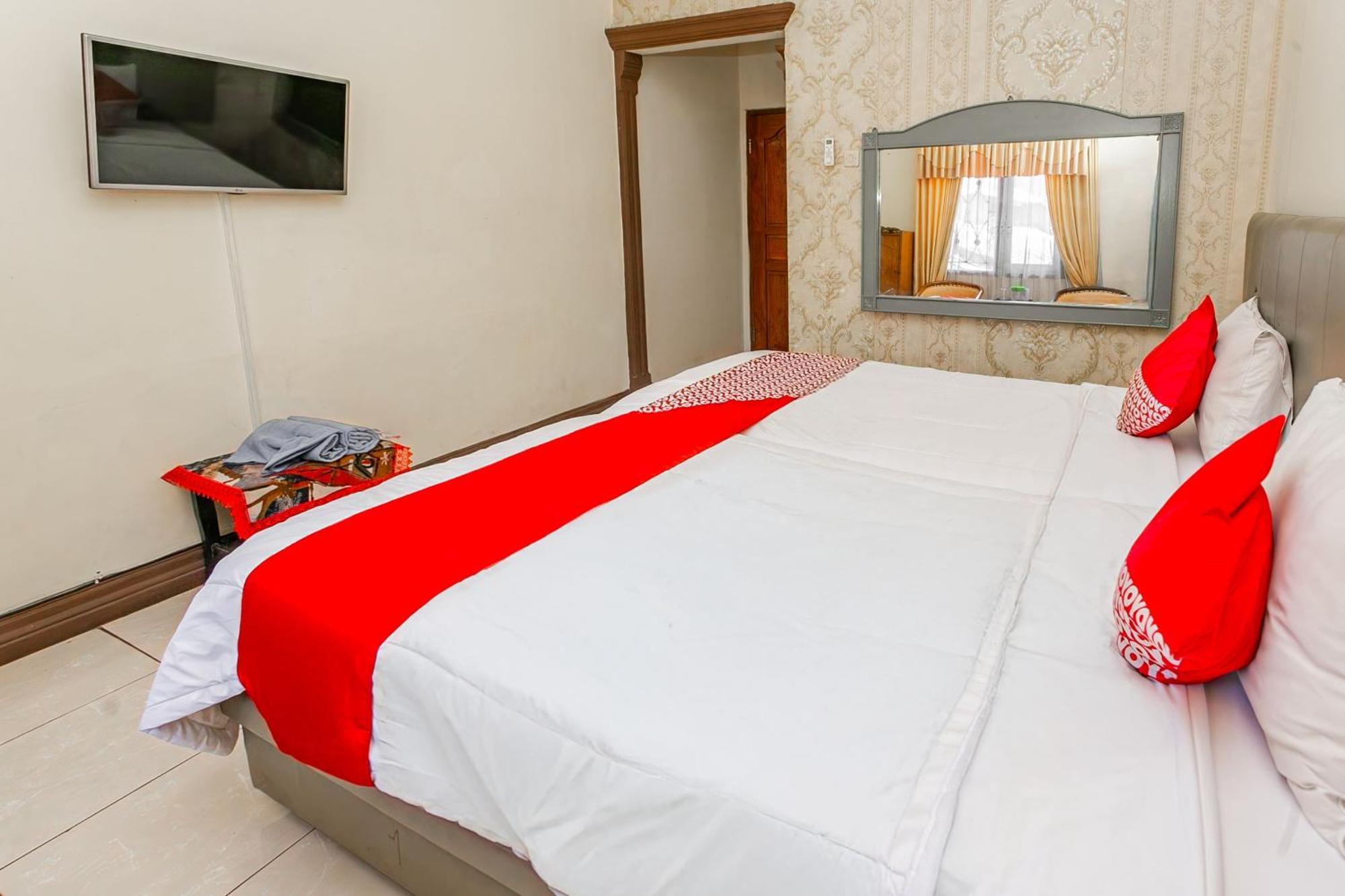 Collection O Puncak Bogor Near Taman Safari Indonesia Formerly Hotel Andalus Екстериор снимка